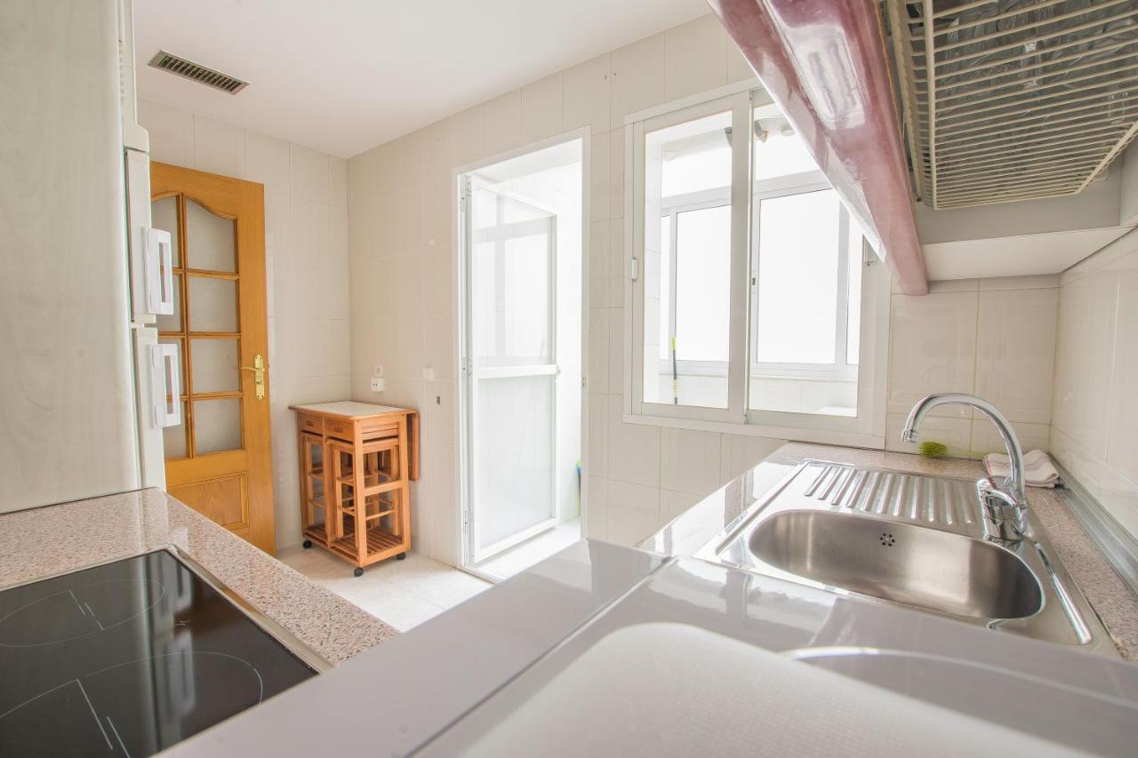 Ibericabeds Rejas Basic Appartement Granada Buitenkant foto