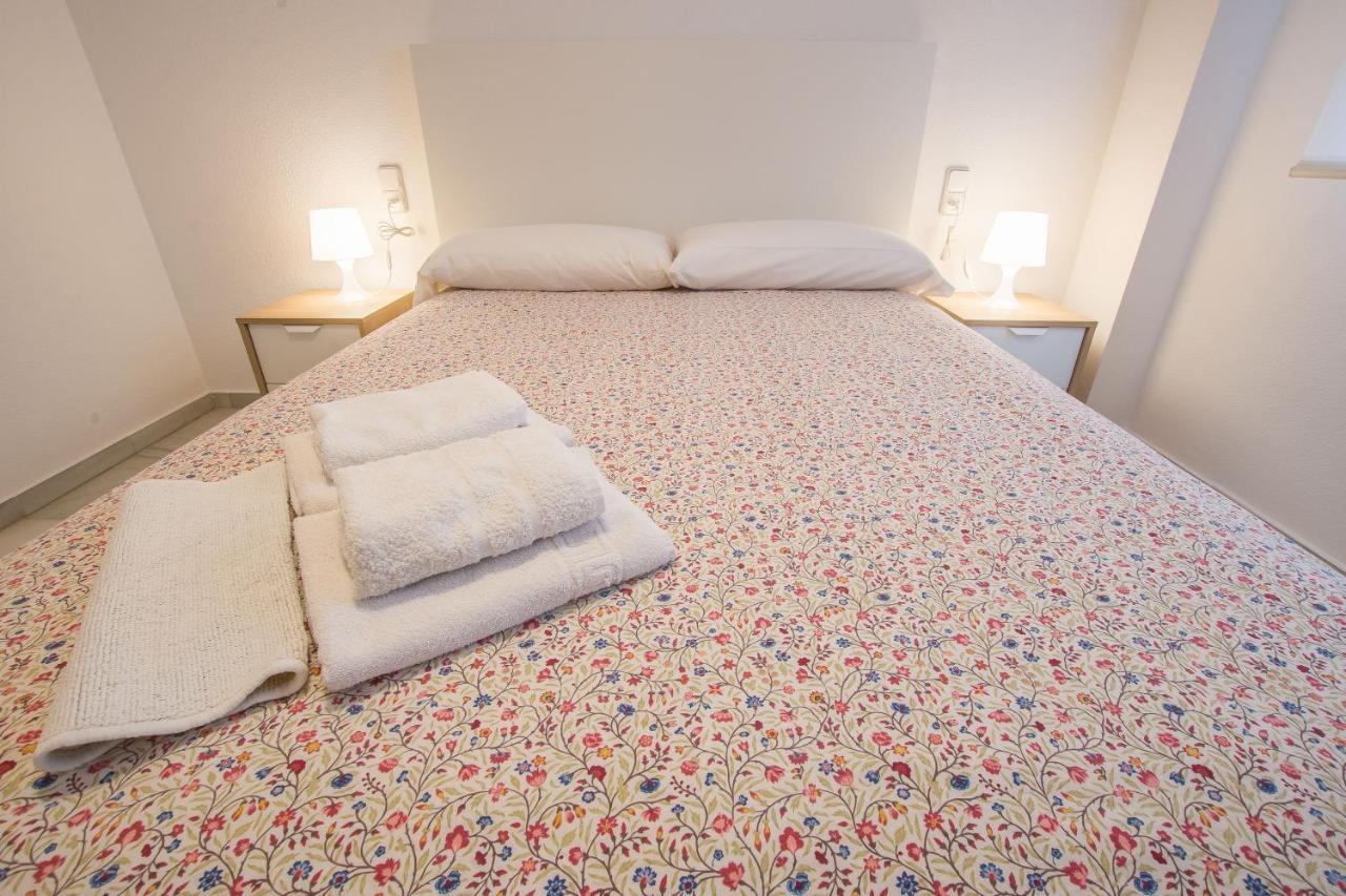 Ibericabeds Rejas Basic Appartement Granada Buitenkant foto
